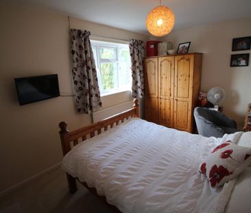 3 bedroom link detached house to rent - Photo 1