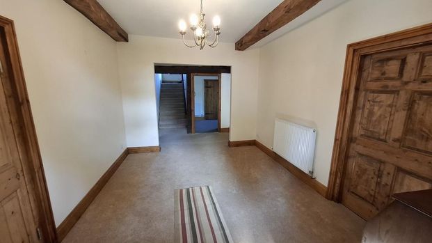 5 bedroom semi-detached house to rent - Photo 1