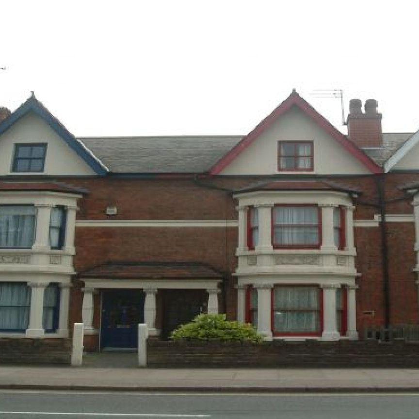 664 Pershore Road Flat 6 Bills Included - Photo 1