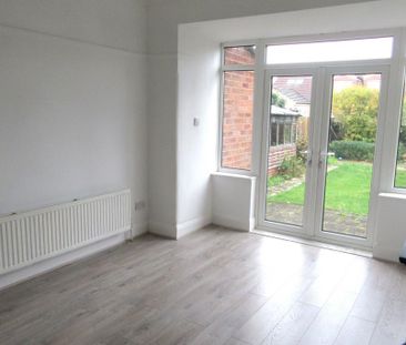 3 bedroom semi-detached house to rent - Photo 6