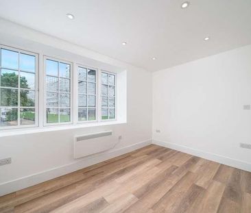 Hampton Court Road, Kingston Upon Thames, KT1 - Photo 3