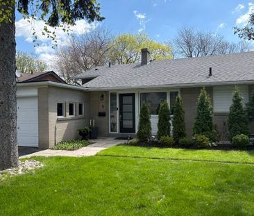 For Lease - 9 Hemford Crescent, Toronto, Ontario - Photo 2
