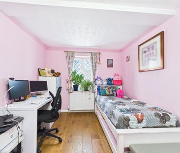 3 bedroom link detached house to rent - Photo 6