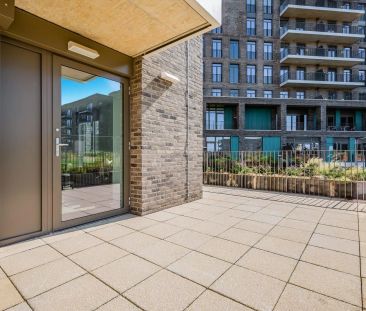 Ridgeway Views, London, NW7 1WF - Photo 2