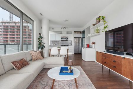 1815 Yonge Street #1404 - Photo 4