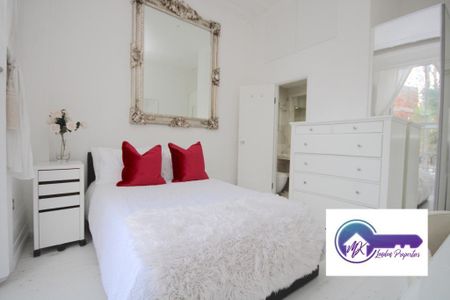 1 Bedroom Room in Flat Share To Rent - Photo 5