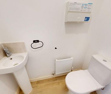 James Broom Hall Place, Hanley, Stoke-on-Trent, ST1 - Photo 6