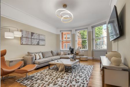 4 bed flat to rent in Kensington Court, London, W8 5 - Photo 5