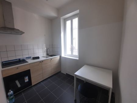 Location Appartement 1 pièce 26m² MARSEILLE 15ème - Photo 3