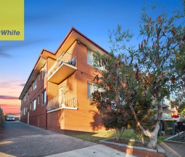 Charming 2 Bedroom Home! - Photo 3