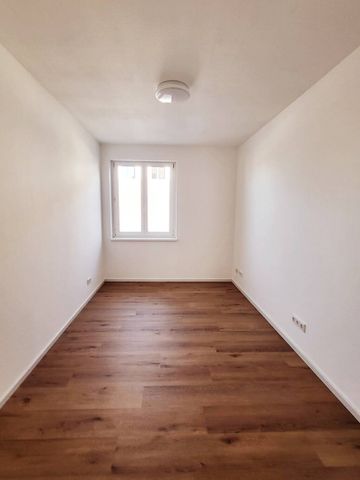 *131 m² Top Sanierte Wohnung* - mit Küche - Foto 2