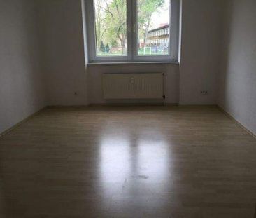 Näher an der Uni wohnen! 3- Zimmerwhg. mit EBK zu vermieten! - Photo 2