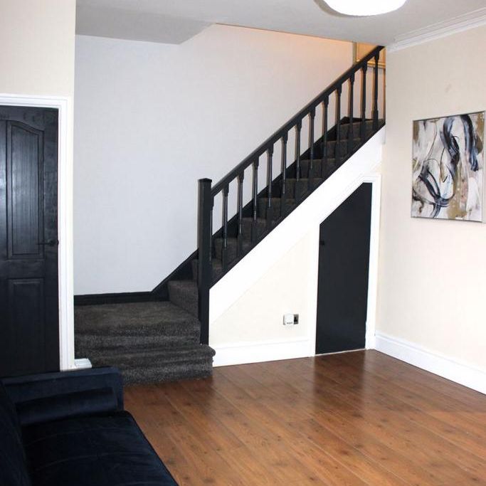 3 bedroom terraced house to rent - Photo 1