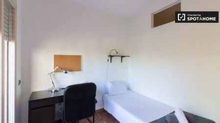 barcelona, Catalonia 08004 - Photo 3
