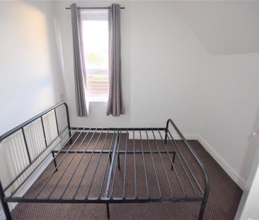 2 Bedroom Apartment Available Arranging tenancy - Photo 2