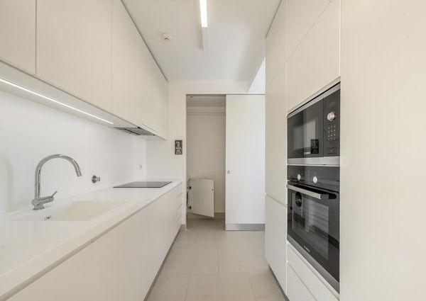 1 Bedroom Apartment with parking, Fórum Oeiras, Oeiras