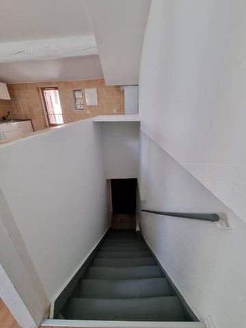 Location Appartement 3 pièces 53m² SOMMIERES 30250 - Photo 5
