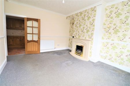 2 BED Terraced House To rent - Photo 2