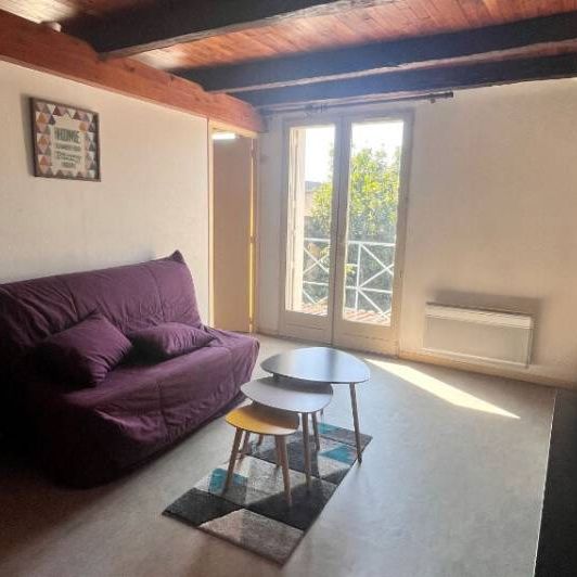 TYPE II - MEUBLE CENTRE VILLE - Photo 1