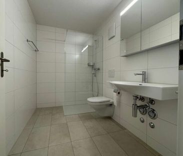 Charmante 2.5-Zimmer-Wohnung - Photo 3