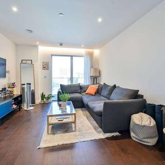 Lanchester Way, Vauxhall, SW11 - Photo 1