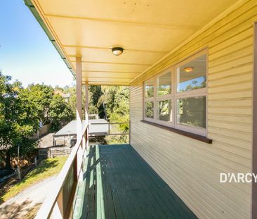 Sunny in the Heart of Bardon - Photo 4