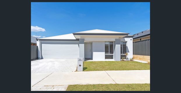 Modern easy care home- must view! - Photo 1