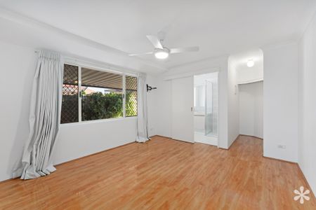 41 Crimea Street - Photo 2