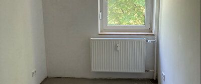 Schöne Vierzimmerwohnung im 2. OG mit Balkon! - Foto 1