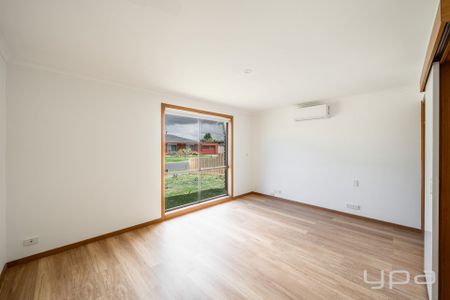 Comfortable Family Home in a Convenient Location - Photo 2