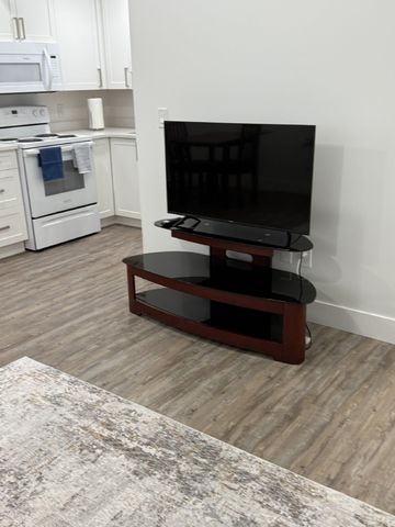 DWYER RESIDENCE - B - Photo 3