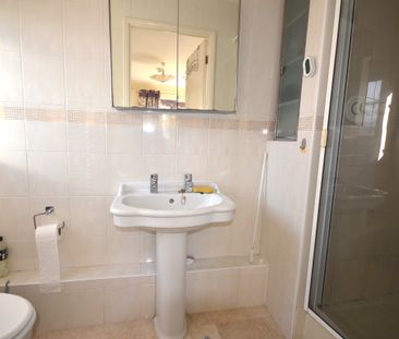 1 bedroom property to rent - Photo 6