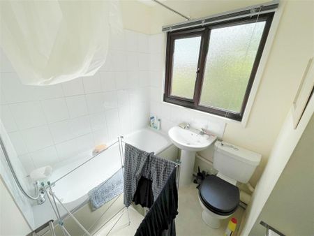 1 bedroom end of terrace house to rent - Photo 2