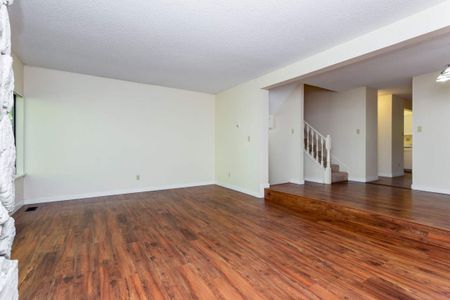 Greentree Townhomes - Photo 4
