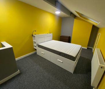 Edinburgh Place, Leeds - Photo 3