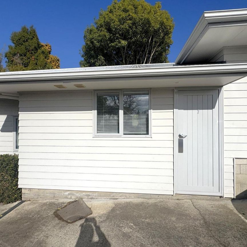 Furnished, Power Incl. - Photo 1