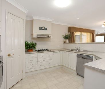 51 Wrights Road, Castle Hill. - Photo 3