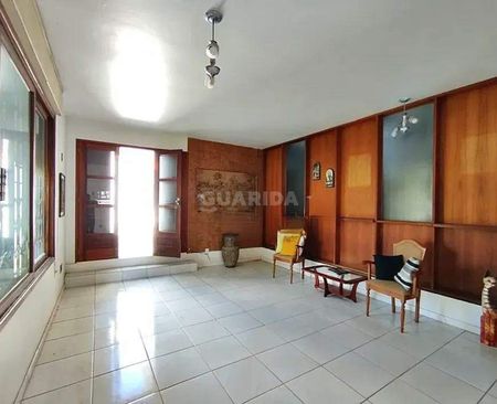 Casa Residencial com 3 dormitórios, sendo 1 suíte, e 3 vagas de garagem no bairro Jardim do Salso - COD: 22424 - Photo 2