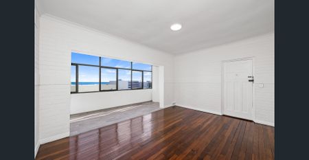Oceanside living - Photo 2