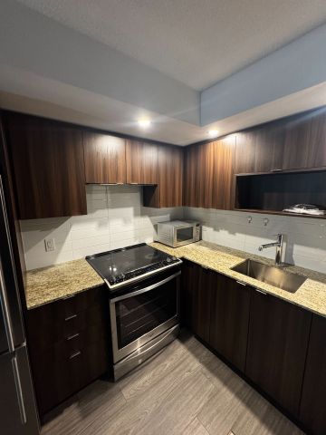 For Lease - 225 Village Green Square Unit# 903, Toronto, Ontario - Photo 4