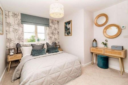 Macaulay Park, Grimsby, DN31 - Photo 2