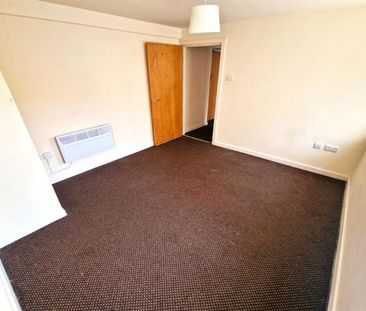 2 Bedroom Apartment To Let - Photo 3