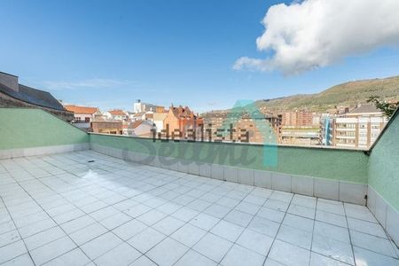 Alquiler de ático en Plaza Primo de Rivera - Photo 3