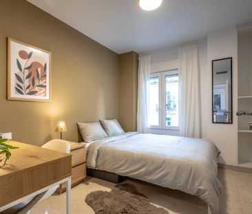 Carrer de Sueca, Valencia, Valencian Community 46006 - Photo 6