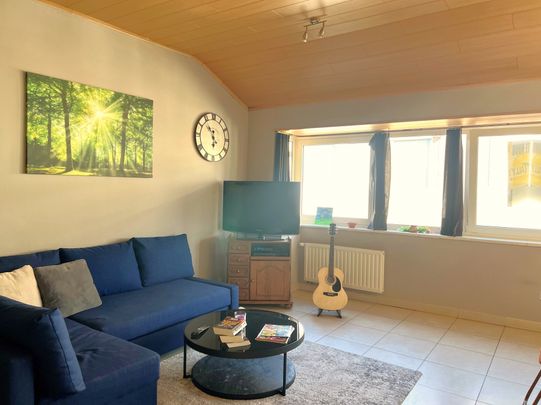 Appartement met 2 slaapkamers en garage. - Photo 1
