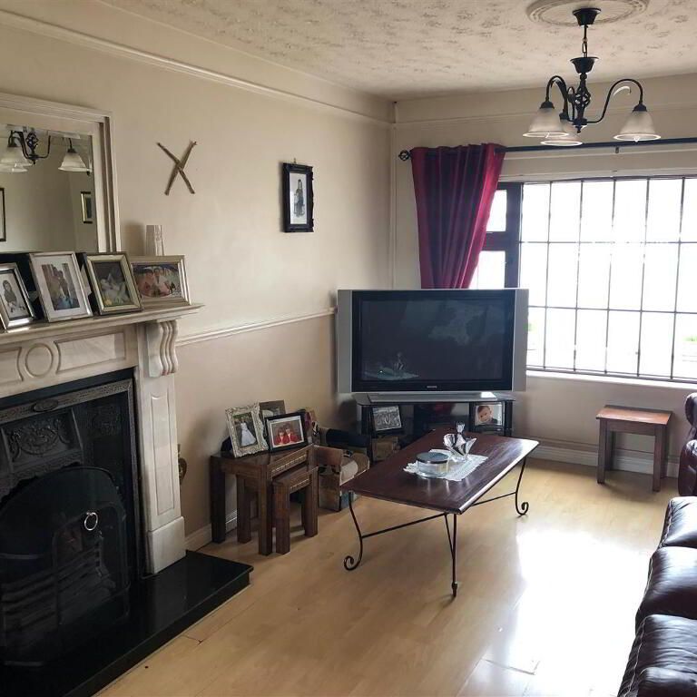 2 Carran Close, Crossmaglen, Newry, BT35 9JN - Photo 1