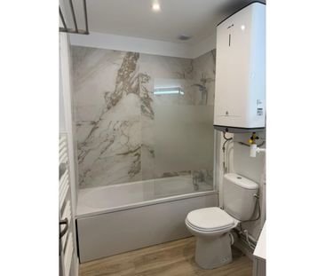 A LOUER : T2 à LILLE • Rue Ratisbonne - GAMBETTA • 690 € - Photo 5