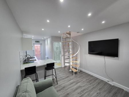 1 bedroom flat to rent - Photo 3