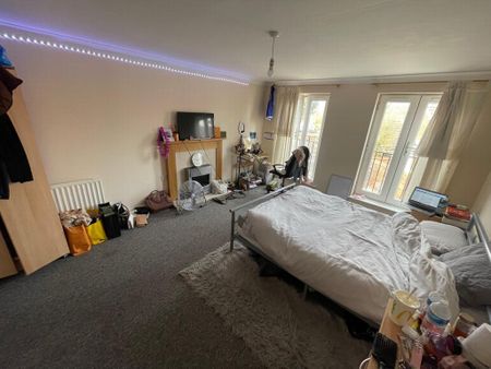 4 bedroom house to rent - Photo 2