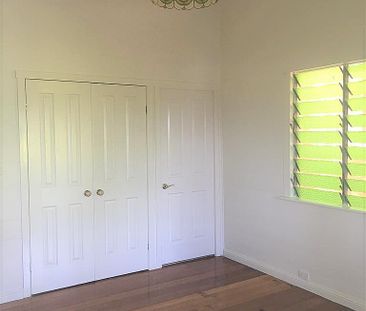 251 Wills Street, Townsville City QLD 4810 - House For Rent - $650 ... - Photo 4